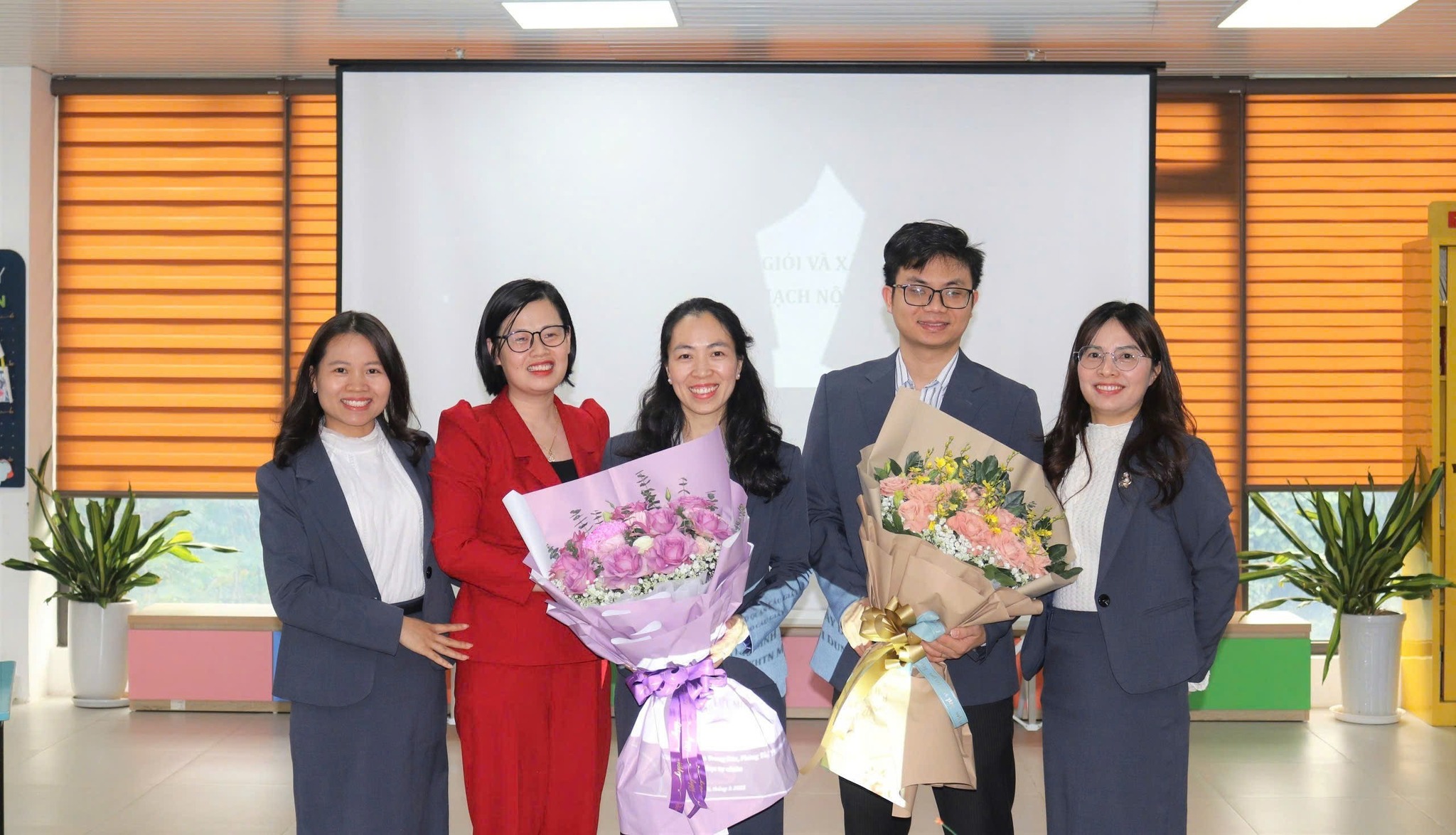 CHUYÊN ĐỀ BỒI DƯỠNG HỌC SINH GIỎI VÀ XÂY DỰNG CÂU HỎI ĐÁNH GIÁ NĂNG LỰC MÔN KHOA HỌC TỰ NHIÊN (MẠCH VẬT SỐNG) – HỮU ÍCH VÀ HIỆU QUẢ