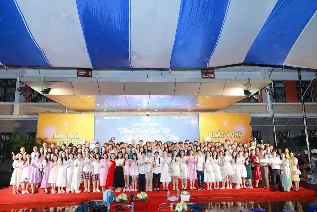 ĐÊM GALA “THANH XUÂN RỰC RỠ – CHINH PHỤC ƯỚC MƠ” – DẤU ẤN KHÓ QUÊN CỦA CGERS KHỐI 9
