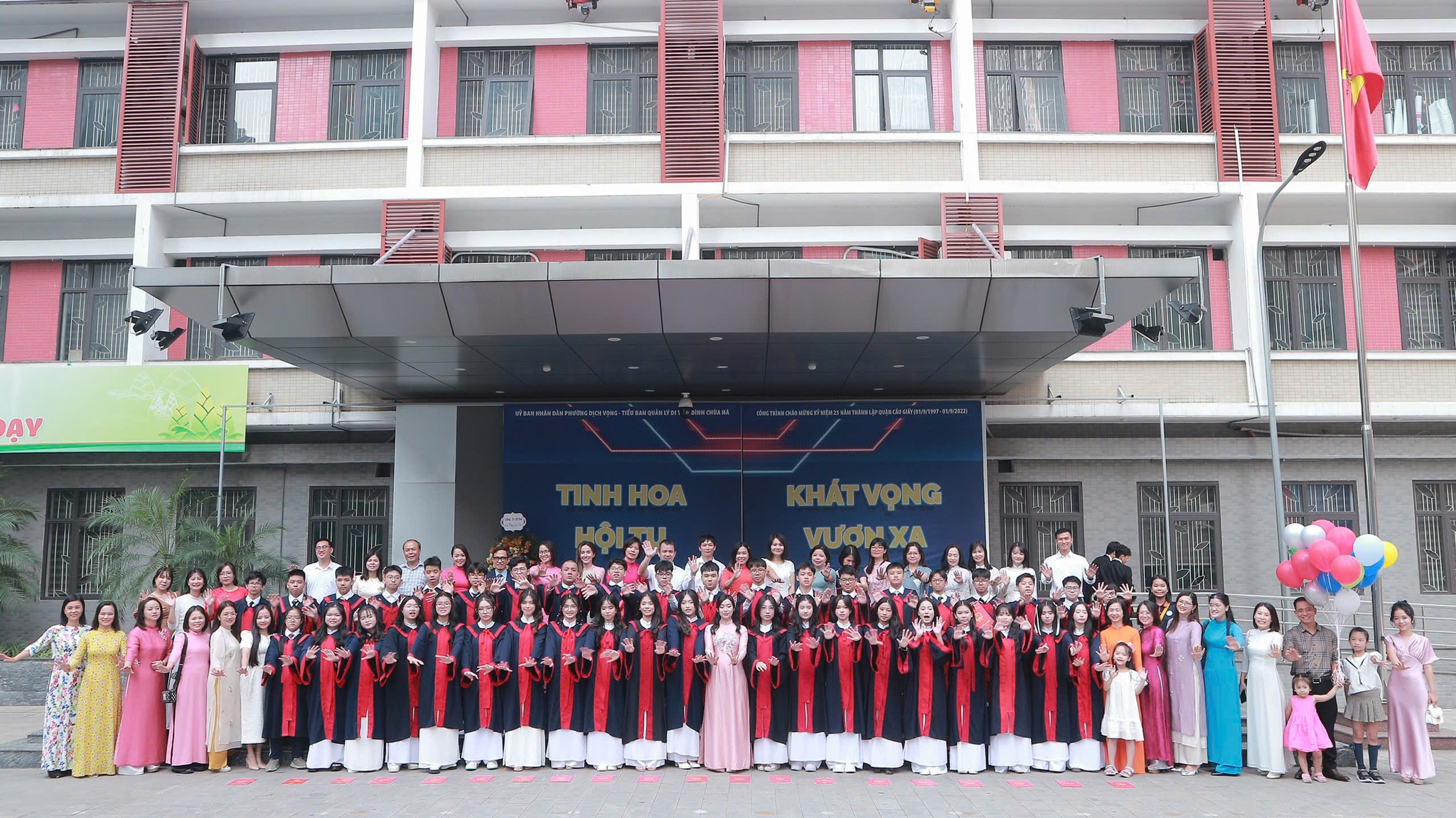 LỚP 9A3 NIÊN KHOÁ 2021 – 2025 – NHỮNG NỤ CƯỜI ĐỌNG LẠI TRONG TIM