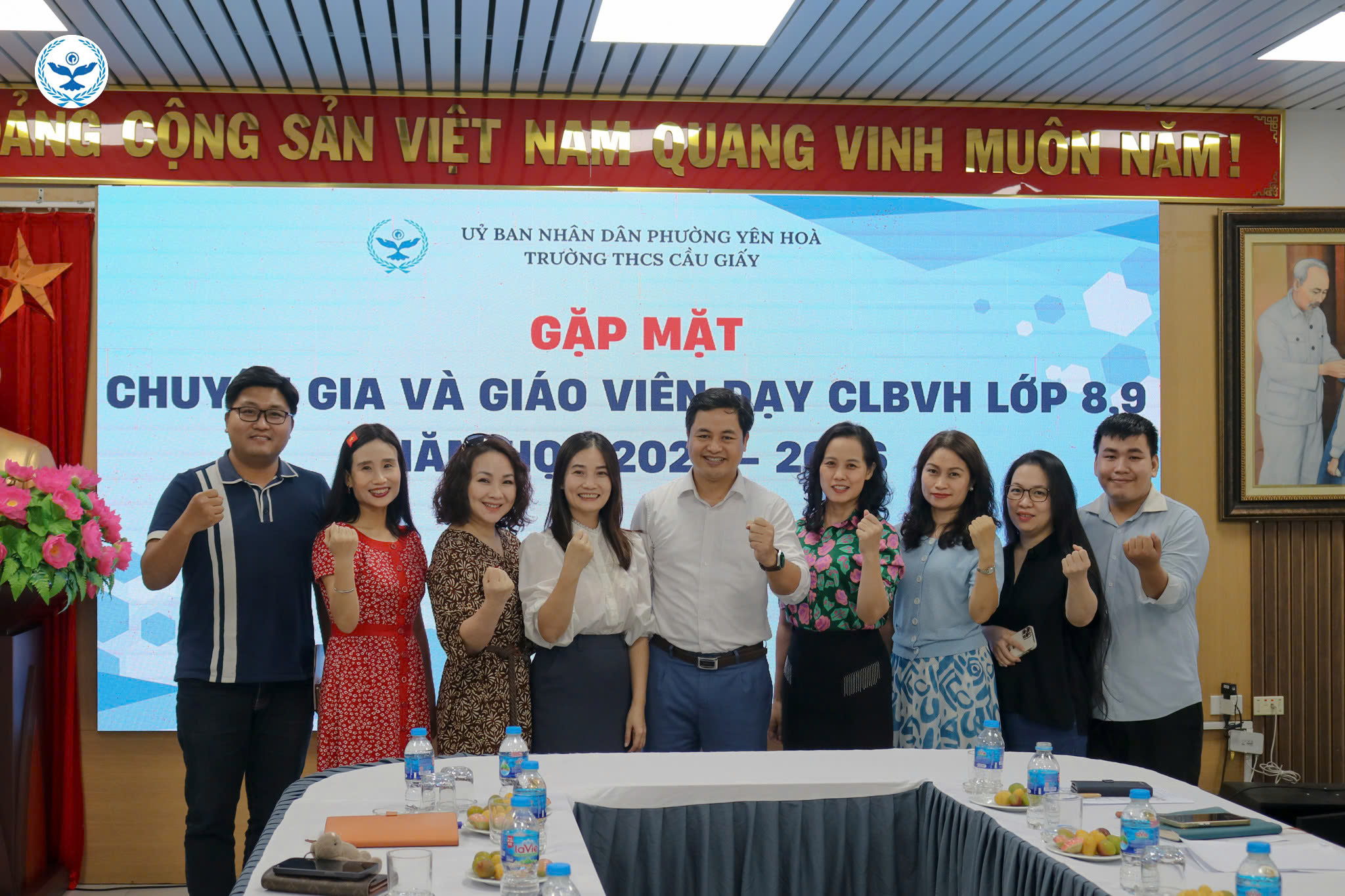 TRƯỜNG THCS CẦU GIẤY TỔ CHỨC GẶP MẶT CHUYÊN GIA VÀ GIÁO VIÊN DẠY CLBVH LỚP 8,9 NĂM HỌC 2025-2026