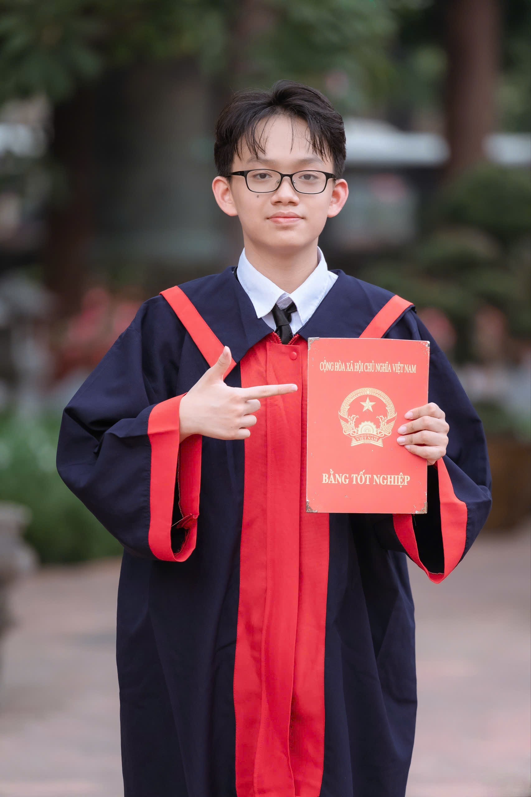 HỌC SINH NGUYỄN QUANG ANH – KHI ĐAM MÊ VÀ KIÊN TRÌ GẶP NHAU TRÊN HÀNH TRÌNH CHINH PHỤC NHỮNG ĐỈNH CAO KHOA HỌC