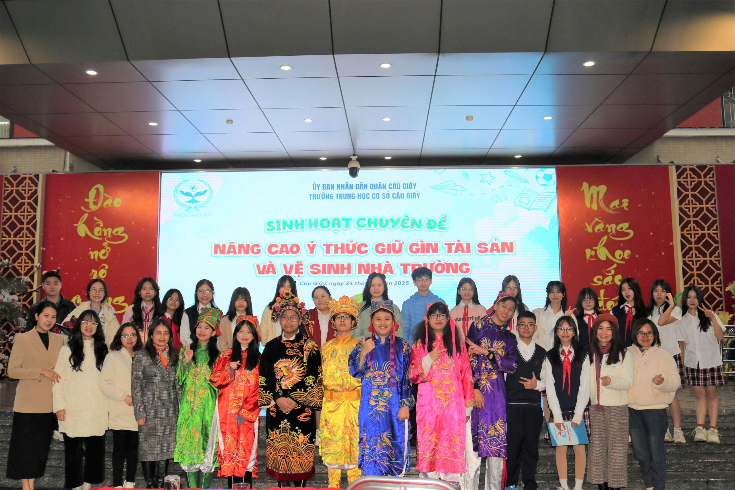 TRƯỜNG THCS CẦU GIẤY LAN TOẢ Ý THỨC TRÁCH NHIỆM CỘNG ĐỒNG QUA CHUYÊN ĐỀ “NÂNG CAO Ý THỨC BẢO VỆ TÀI SẢN VÀ GIỮ GÌN VỆ SINH NHÀ TRƯỜNG”