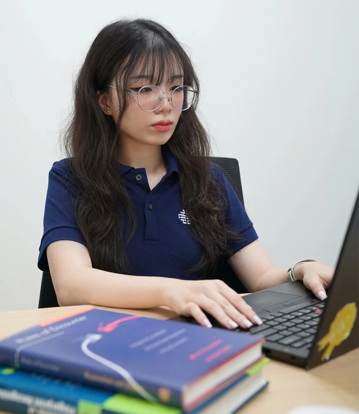 CÔ GÁI TÀI NĂNG NGUYỄN VŨ THIÊN TRANG – CỰU HỌC SINH CẦU GIẤY ĐẠT HỌC BỔNG TIỄN SĨ KHOA HỌC MÁY TÍNH TRỊ GIÁ 10 TỶ ĐỒNG TẠI MỸ