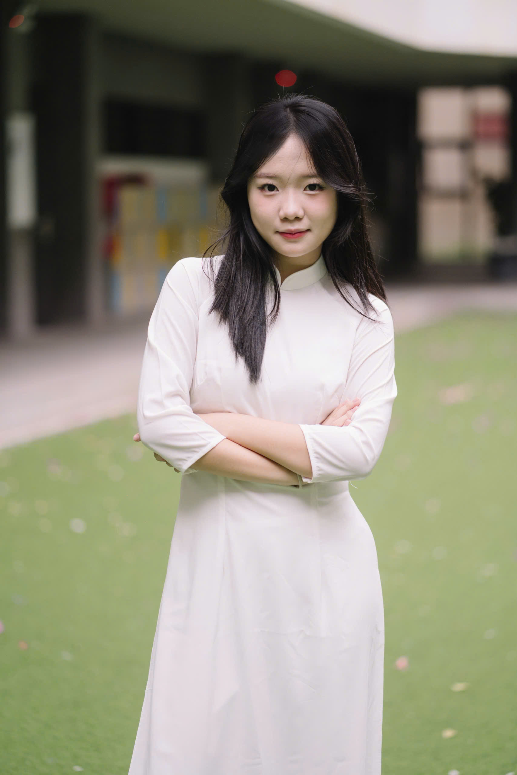 ĐINH PHƯƠNG THỤY LÂM – Á KHOA CHUYÊN HÓA TRƯỜNG THPT CHUYÊN CHU VĂN AN